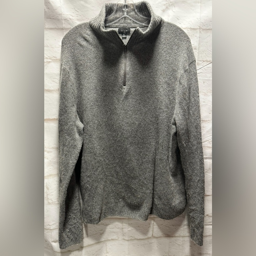 J Crew merino wool blend men’s gray 1/4 zip pull over XL‎